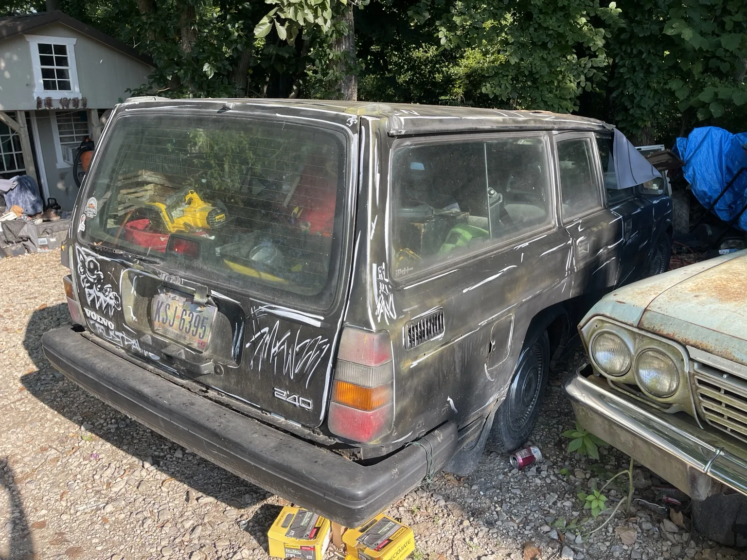 DMFW Volvo 240 wagon